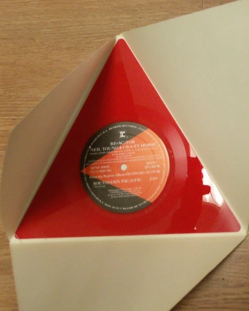 Neil Young Crazy Horse Reactor Red Triangle Shaped Vinyl new 1981 - Image 3 of 4