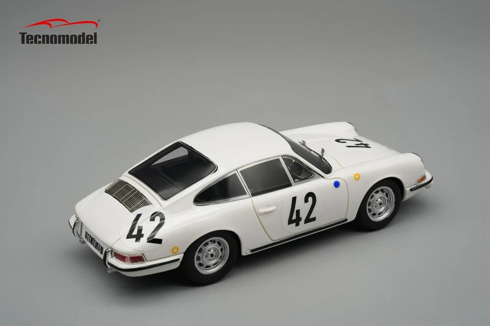 Porsche 911 S 1967 Le Mans Drivers: Buchet/Linge - Immagine 2 di 2