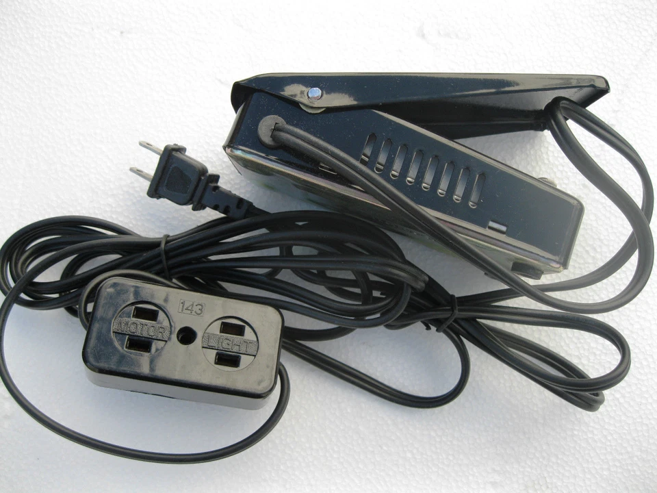 SEWING MACHINE FOOT CONTROL PEDAL W/ LIGHT & CORD MOTOR BLOCK FREE SHIPPING - Image 4 of 4