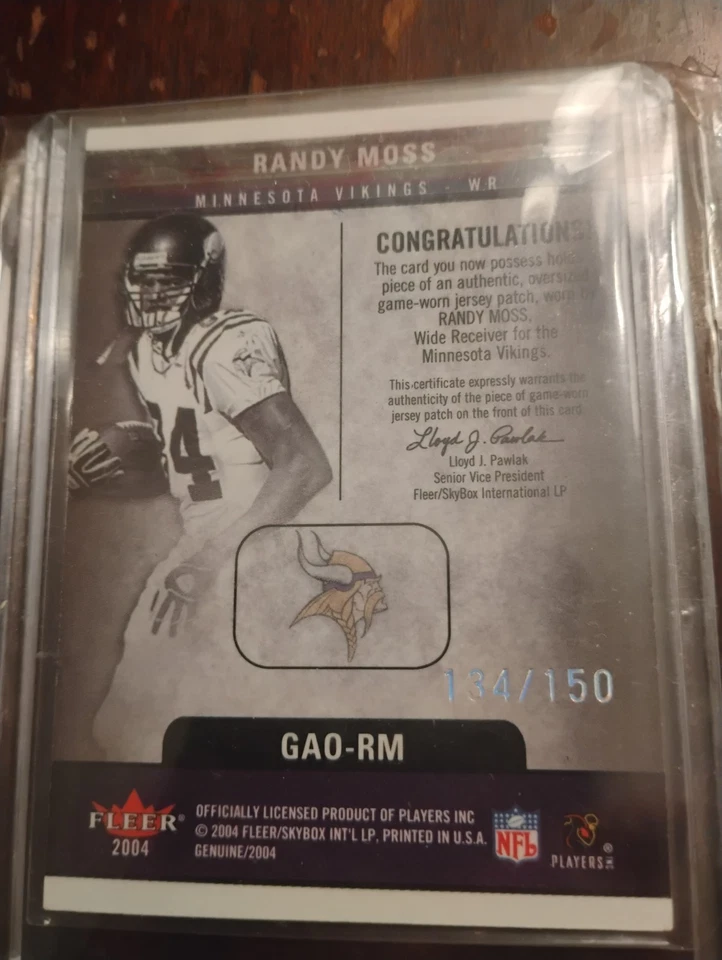 2004 Fleer Genuine Article RANDY MOSS Logo Patch /150 - Image 2 of 3