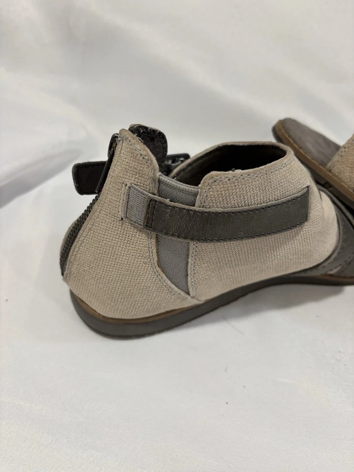 Sandalias Gladiador Barridas por el Sol CATERPILLAR CAT Para Mujer TALLA 11W Gris Zapatos Cuero Foto 3 de 4