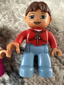 (2) Lego Duplo Figures 10587 Blonde Kid  47394pb015b Burnette Mom In Blue Jeans