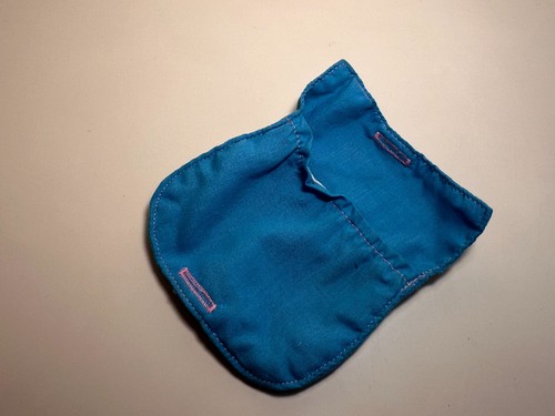 Vintage 1980's Glow Glo Friends RARE X2 with Sleeping Bags - Picture 18 of 19