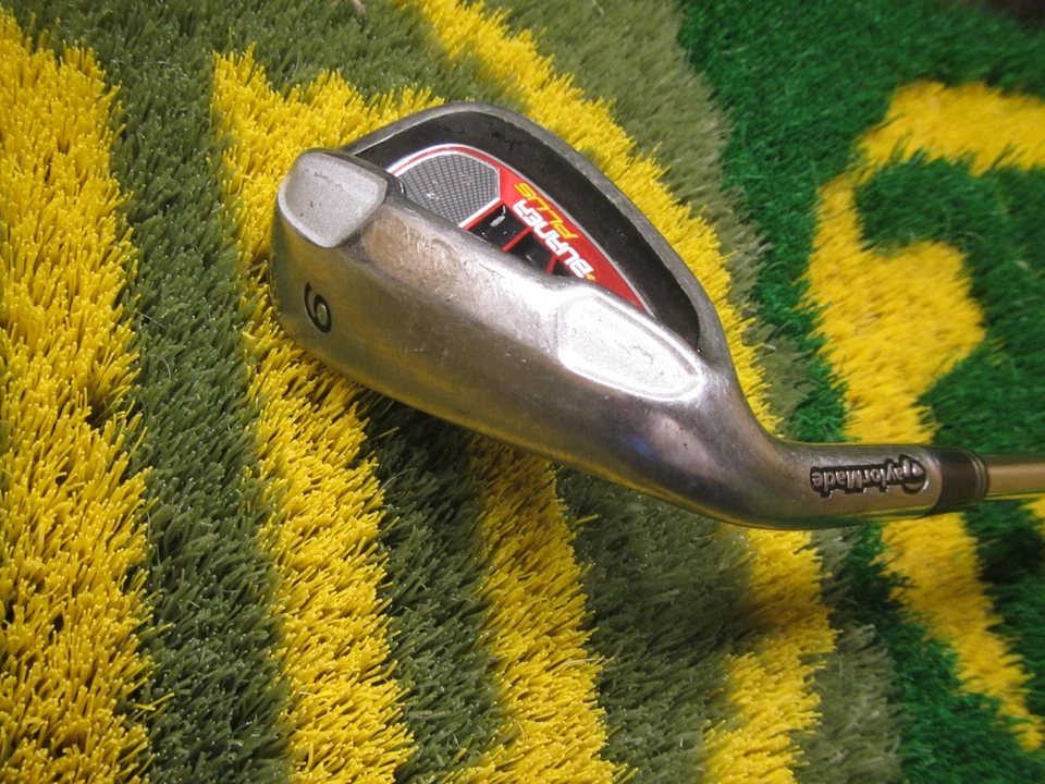 Quemador de hierro LH Taylormade Plus 9i 9 muy bueno 85 flexión regular Foto 3 de 4