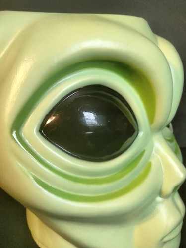 Vtg. 1997 Plastic 8.5" Alien Pops Green Alien Head Blow Mold Container Display - Picture 6 of 12
