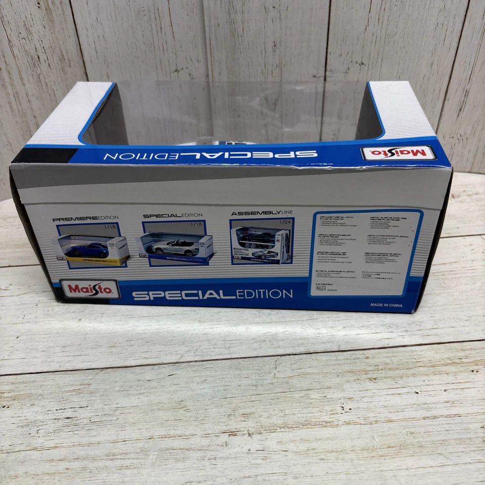 Maisto 1: 24 比例模型压铸 2010 雪佛兰科迈罗 SS RS 警车-玩具 — 第 3/3 张图片