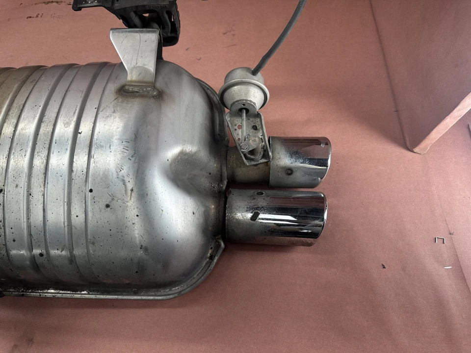 Silenciador silenciador central y trasero de escape convertible BMW E46 330CI fabricante de equipos originales 101 k millas Foto 3 de 4