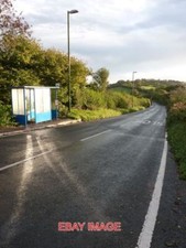 PHOTO  BUS SHELTER KINGSWEAR ROAD HILLHEAD THE ROAD DOWNHILL TO BRIXHAM REFLECTS