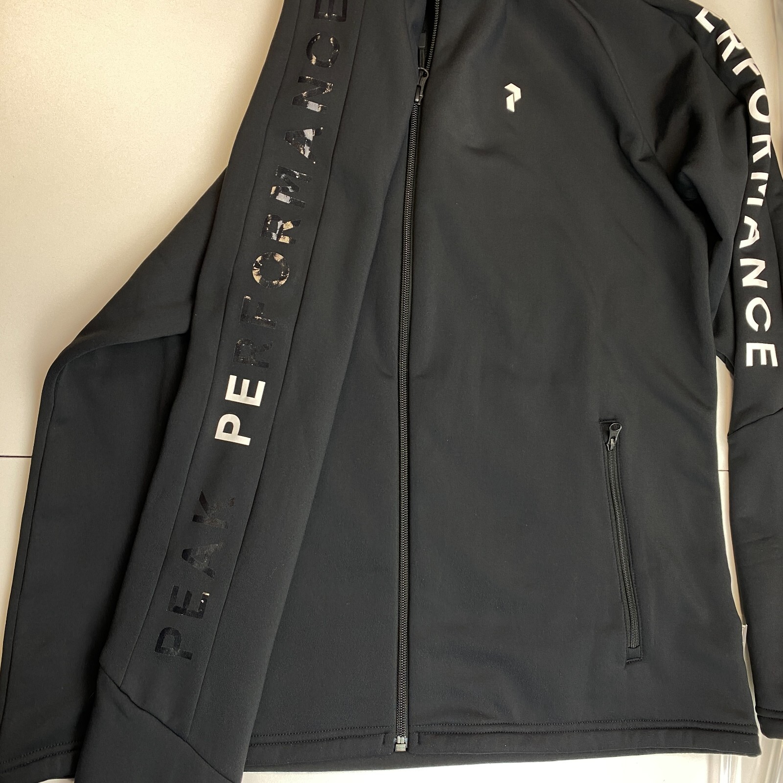 Women's Peak Performance Full Zip Jacket Black Si… - image 10