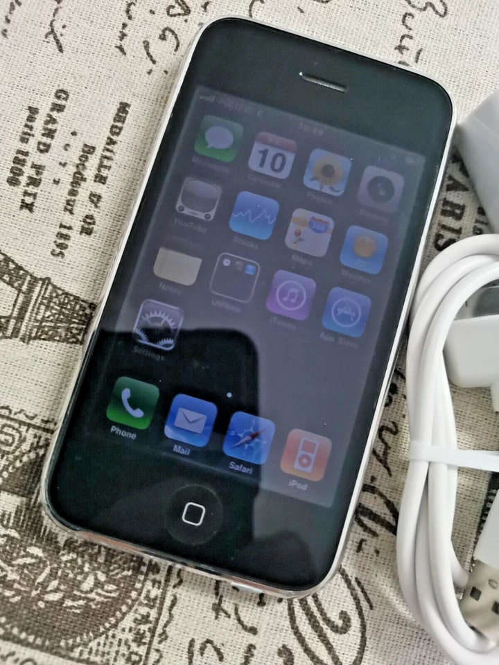 100% Original Apple iPhone 3G(iPhone 2nd) 16GB White Fully UNLOCKED full working - Image 3 of 4