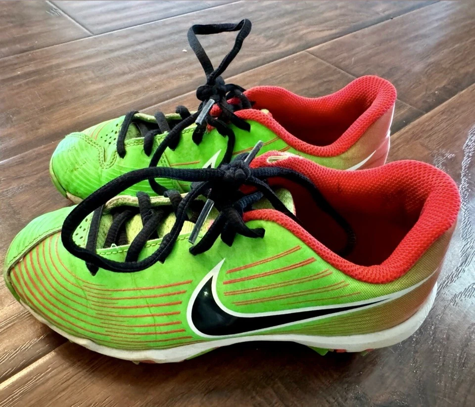 Nike Hyperdiamond 3 Juvenil Talla 1.5 Verde Negro Softbol Botines Zapatos AO7920-300 Foto 2 de 4