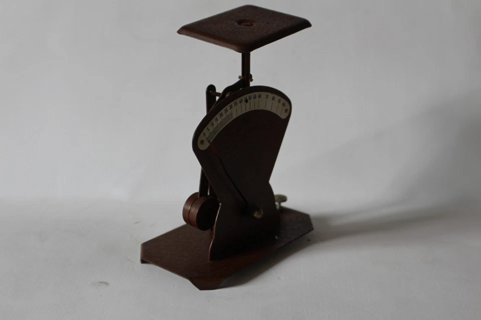 Petite balance pèse lettre marron en métal ancienne, bon état - Photo 3/4