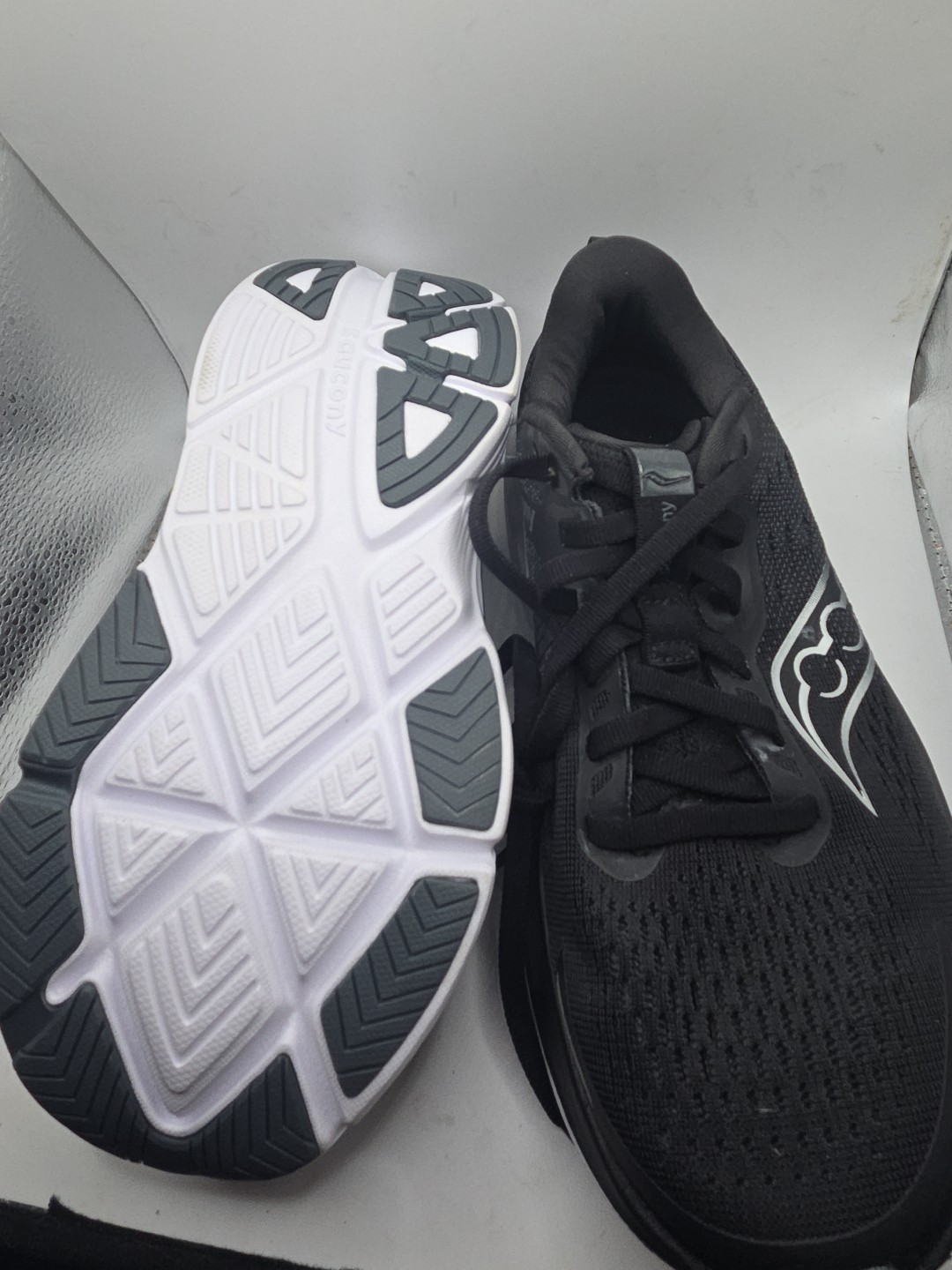 Saucony Guide 18 Mens Size 7.5 Medium D Cloud Black Sneakers S20936-205 thumbnail 6