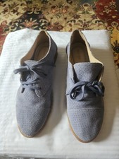 Authentic Women  s gray Oxford Hush Puppies Suede Shoes Size 8 5 Vintage Inspired