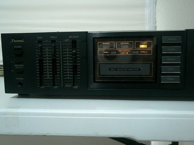 Vintage SANSUI A 770 Amp & T 1000 tuner from late 1980's Both