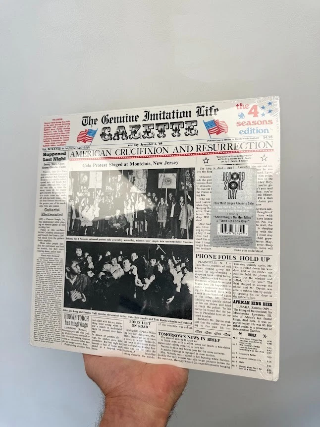 Frankie Valli and the Four Seasons The Genuine Imitation Life Gazette (Vinyl) - Image 3 of 4