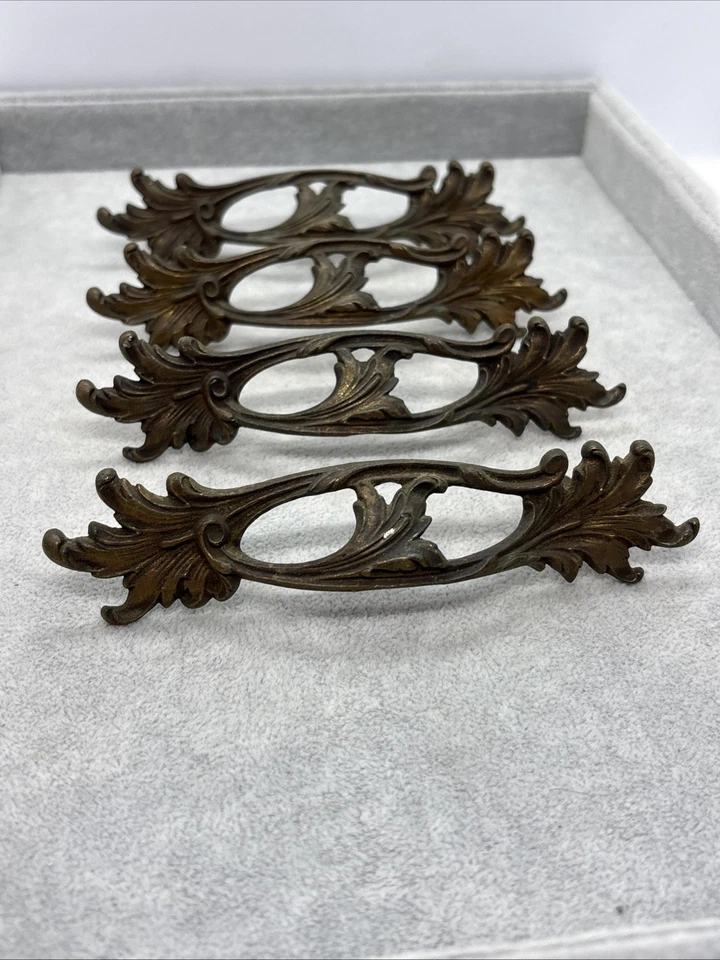 Lot Of 4 Antique Handles Drawer Pulls Dresser Handle Furniture Hardware K 3087 - Image 3 of 4