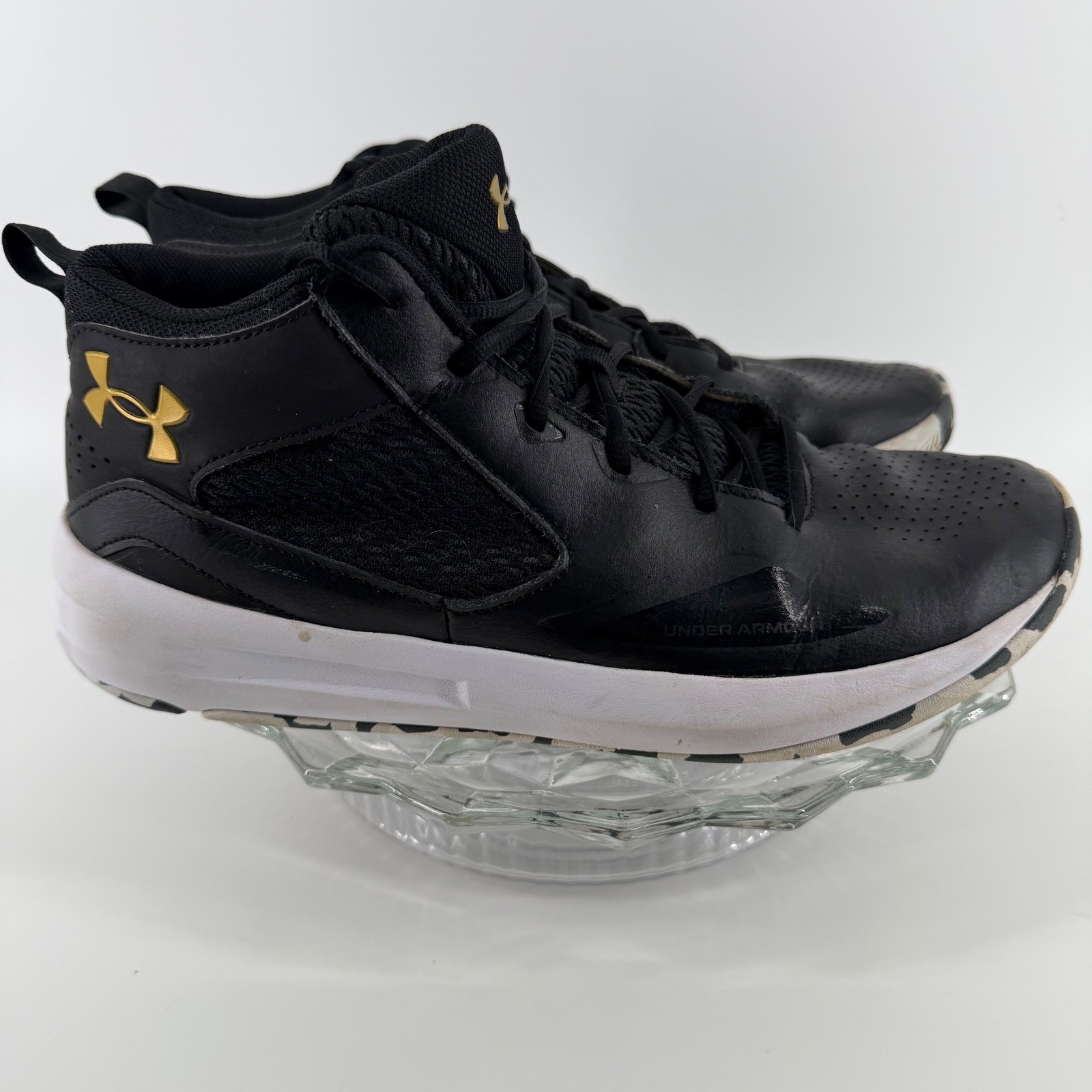 Under Armour Basketball Shoes Black Gold Men Size 13 M 14.5 W  EUC thumbnail 5