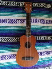 Kala Ukulele Learn To Play Soprano LTP-S Model Mahogany Excellent Shape
