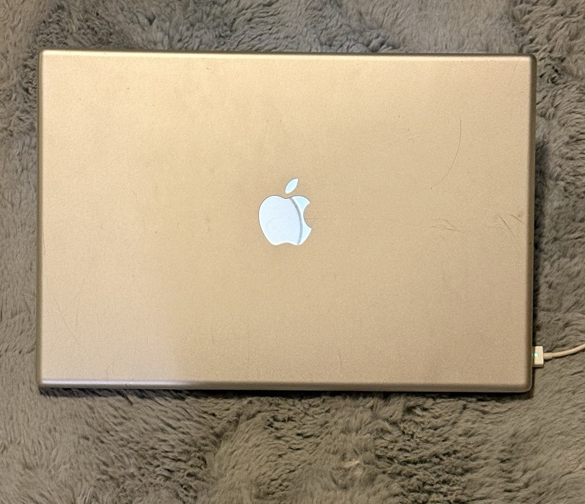 Apple MacBook Pro A1211 15.4