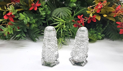 Vintage Cut Crystal Salt & Pepper Shakers Glass Clear Elegant Dining Tableware