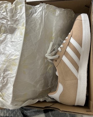 Adidas Gazelle Beige/White Suede Low Top Classic Athletic Sneakers