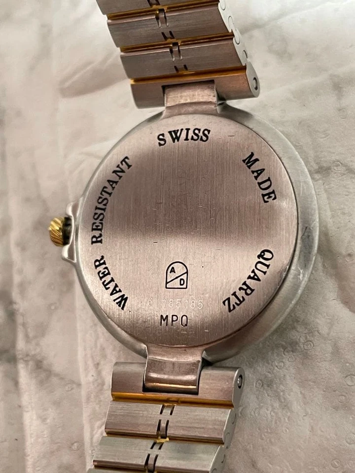 Reloj Dunhill Millennium Batería Reemplazada Esfera Blanca Cuarzo Acero Inoxidable Foto 4 de 4