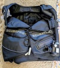 Scubapro Classic Expedition BCD w/ AIR2 Integrated Inflator &ndash; Size Medium