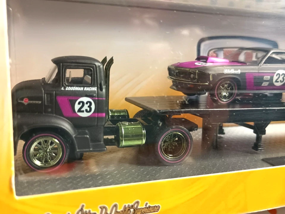 M2 MACHINES R20 AUTO-HAULERS CHASE 1956 FORD COE & 70 FORD MUSTANG NEW - Image 3 of 4