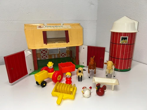 Vintage Fisher Price Little People Farm Set #915 BARN + SILO + ANIMALS