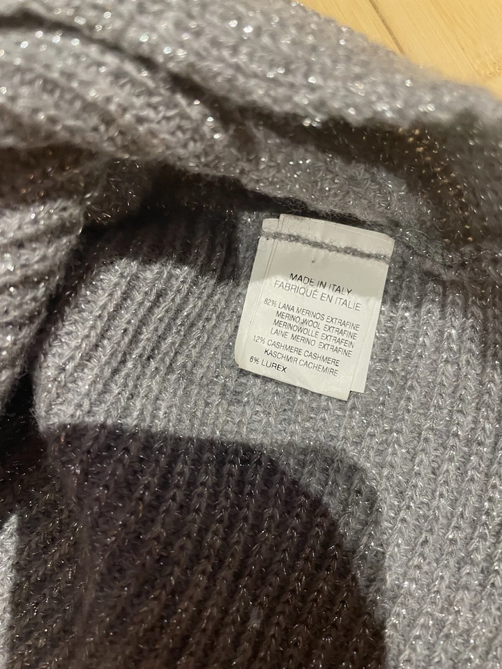 Barneys New York 银色 Lurex 针织模拟领毛衣 Poncho 羊绒混纺 M — 第 2/4 张图片