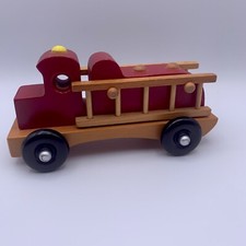 VTG Red Wood Toy Fire Truck Handmade 2 Removable Ladders 7.5"L x 3.5"H Nursery