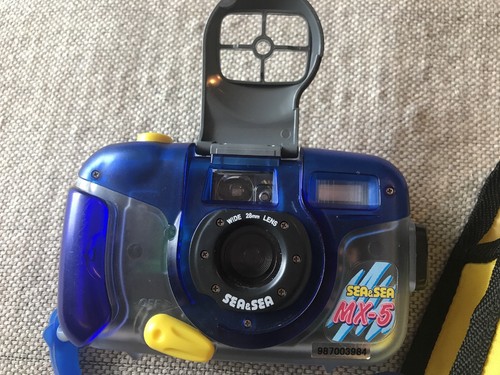 Sea & Sea MX-5 Underwater 35mm Film Camera WATERPROOF UP TO 120ft SCUBA snorkel - Picture 3 of 7