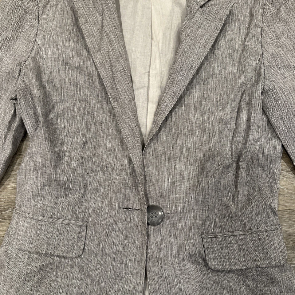 CHAQUETA MUJER CHARLOTTE RUSSE MANGA 3/4 BOTÓN ÚNICO Gris TALLA MEDIANA Foto 2 de 4