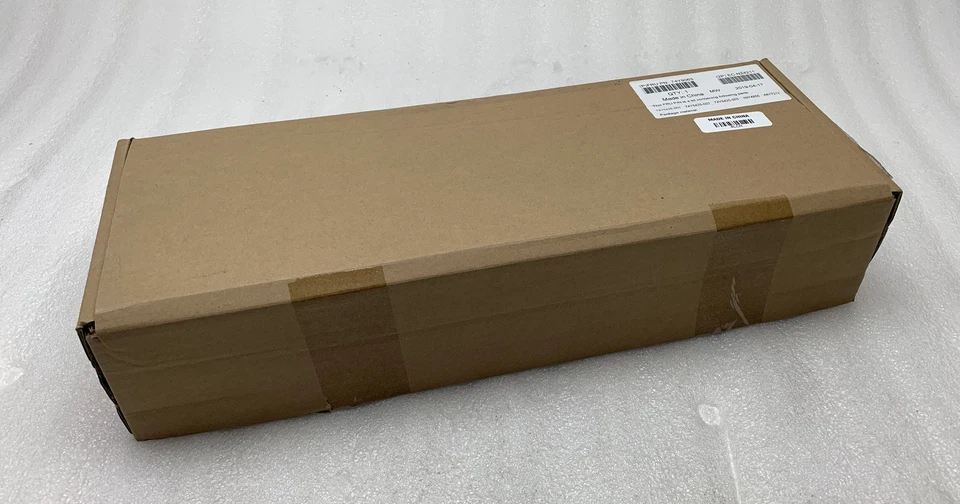 Server Racks FRU PN: 74Y9063 Contains 74Y5425-001, 74Y5425-002, 59Y4855, NOB - Image 4 of 4