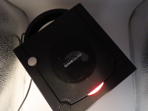 Nintendo Gamecube LED Controller Port Mod - Battery modification and LED MOD - Picture 20 of 24