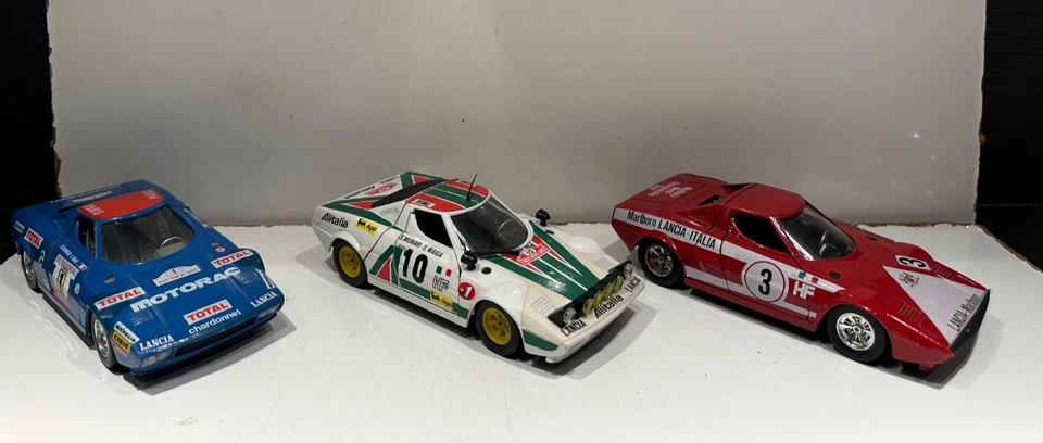 BURAGO 1/24 LOT VOITURES LANCIA STRATOS - Photo 2/2