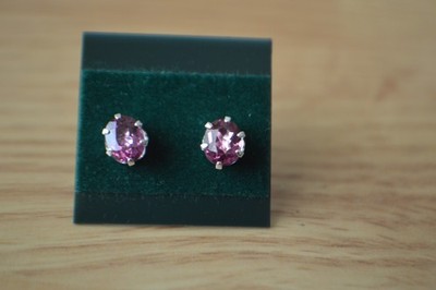 1,60ct lila rosa Malaya Granat Solitär Ohrringe Feinsilber 6x5mm VS