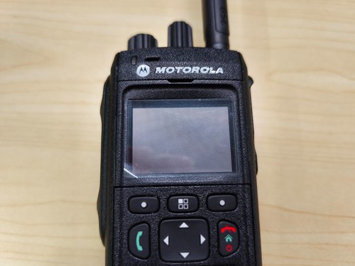 Motorola MTP3150 350-470MHz PTB952HE Tetra Radio Walkie talkie Dwukierunkowe radio - Zdjęcie 9 z 9