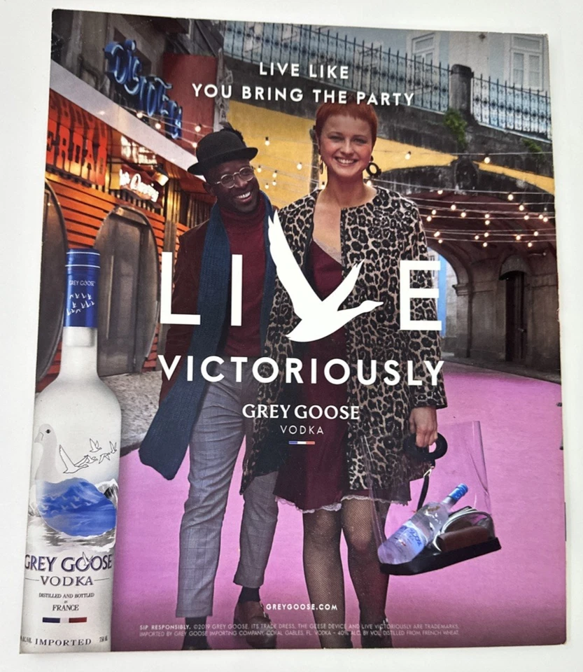 Harry Styles Rolling Stone Magazine September 2019 Issue #1331 One Direction - Image 2 of 4