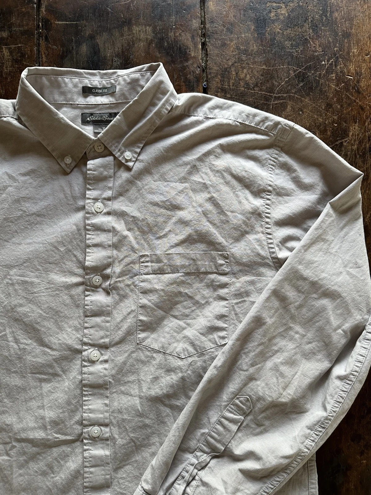 Eddie Bauer Light Gray Button Down Shirt Men M Cotton Long Sleeve Classic Fit