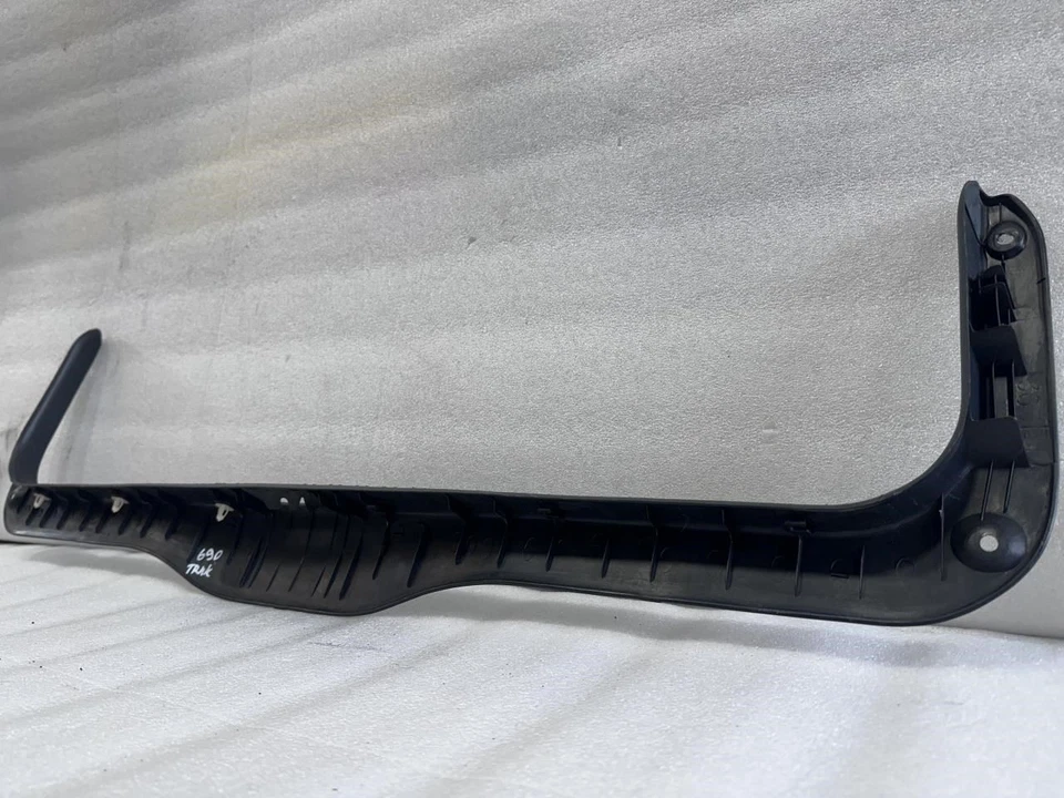 1995 1996 1997 1998 1999 2000 LEXUS LS400 TRUNK SILL LATCH TRIM PANEL Foto 3 de 4