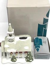 Partylite P0428 The Church Tealight Candle Holder House w/ Original Box