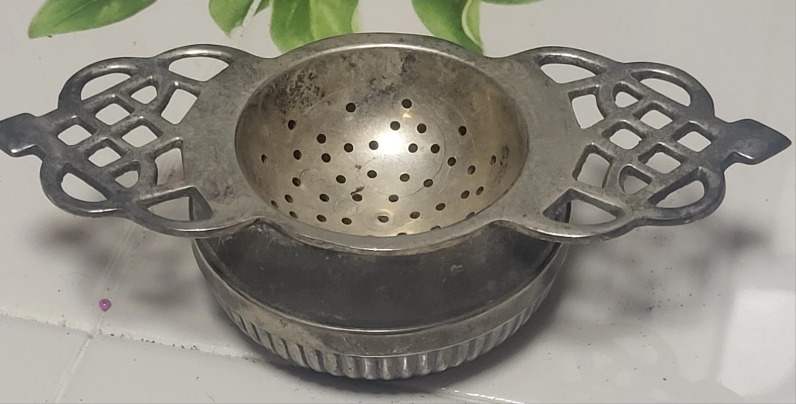 Double Handle Tea Bag Strainer With Drip Pot. Very Nice