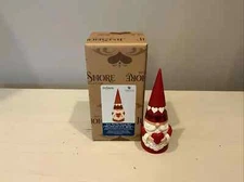Jim Shore Love that has Gnome End - Valentine's Gnome