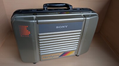 Rare Original Sony Video 8 HandyCam / Cassette Recorder Hardcase Vintage Case