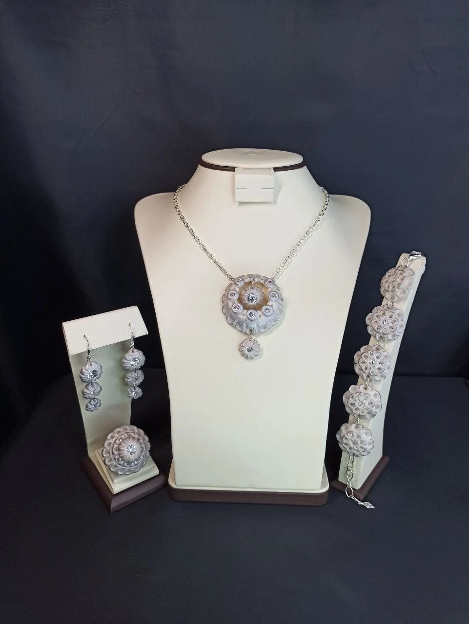 VETEMENTS Set gioielli in argilla polimerica fatti a mano · Set bianco · n. 49