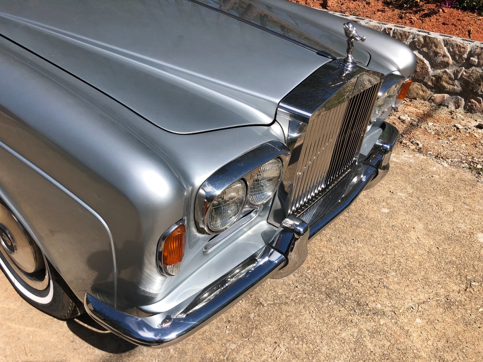 CORNICHE ROLLS ROYCE BENTLEY GAS FILLER. PARTING OUT THIS WHOLE RUNNING CAR