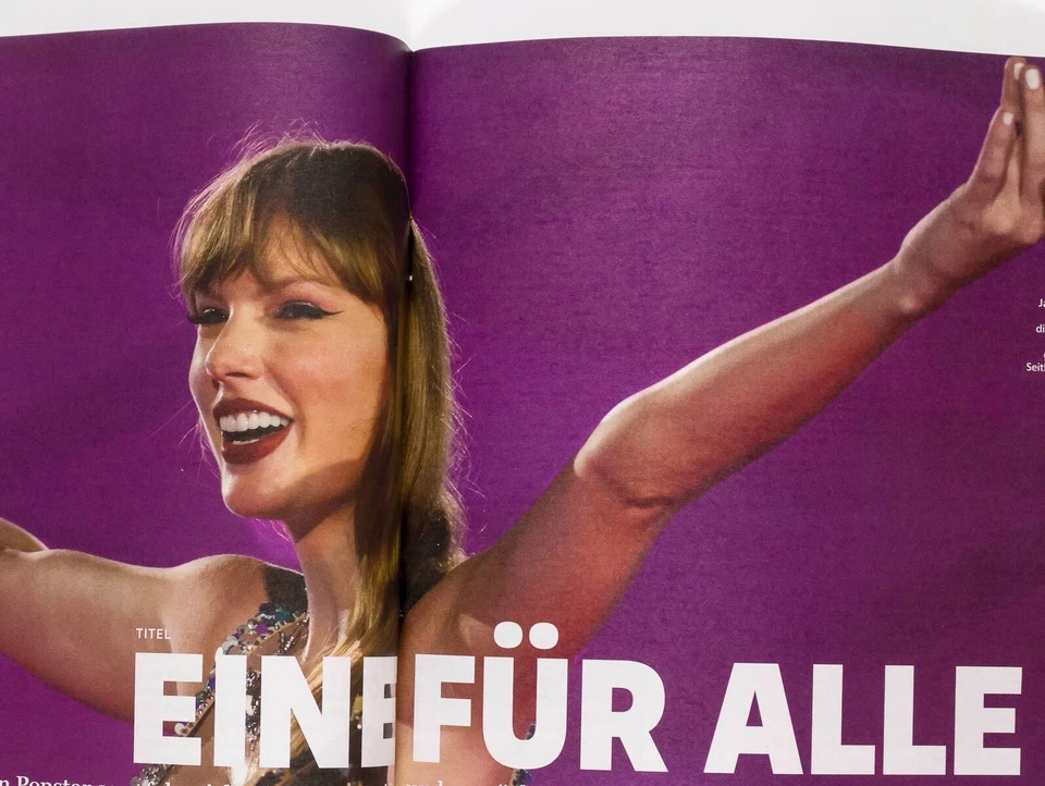 TAYLOR SWIFT COVER + RARE PHOTO'S - DEUTSCH GERMANY GERMAN STERN NEWS MAGAZINE - Image 3 of 4
