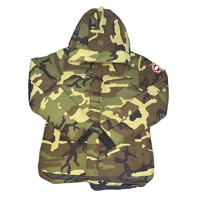 BNWT, Canada Goose Macmillan Parka, Classic Camo (Medium